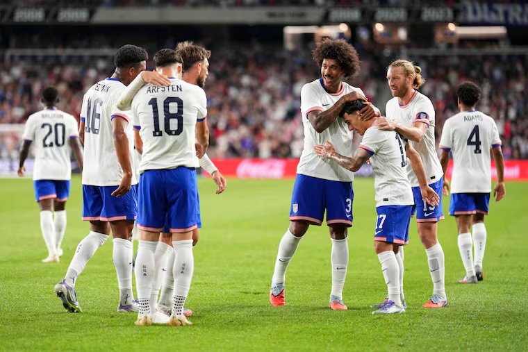 Mauricio Pochettino facing pressure with USMNT